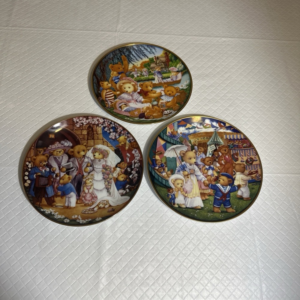 Lot 3 Franklin Mint‎ Collectors Plates Teddy Bear Wedding , Fair and Picnic 1991
